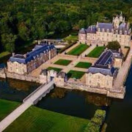 Maison Au Milieu Des Bois Et Des Animaux Jouy-le-Potier Екстер'єр фото